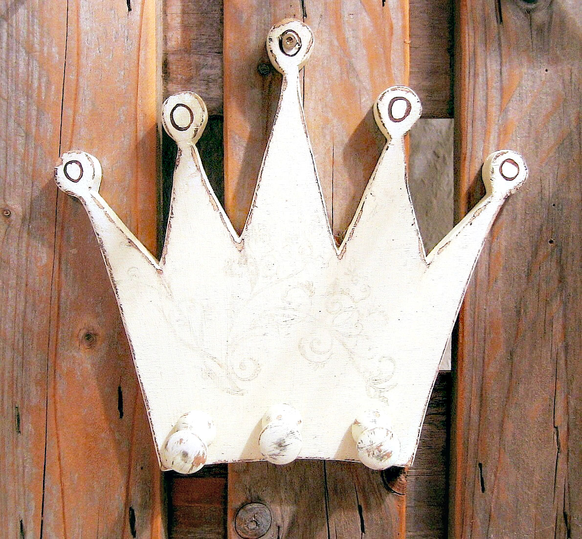 Kindergarderobe weiße Krone
