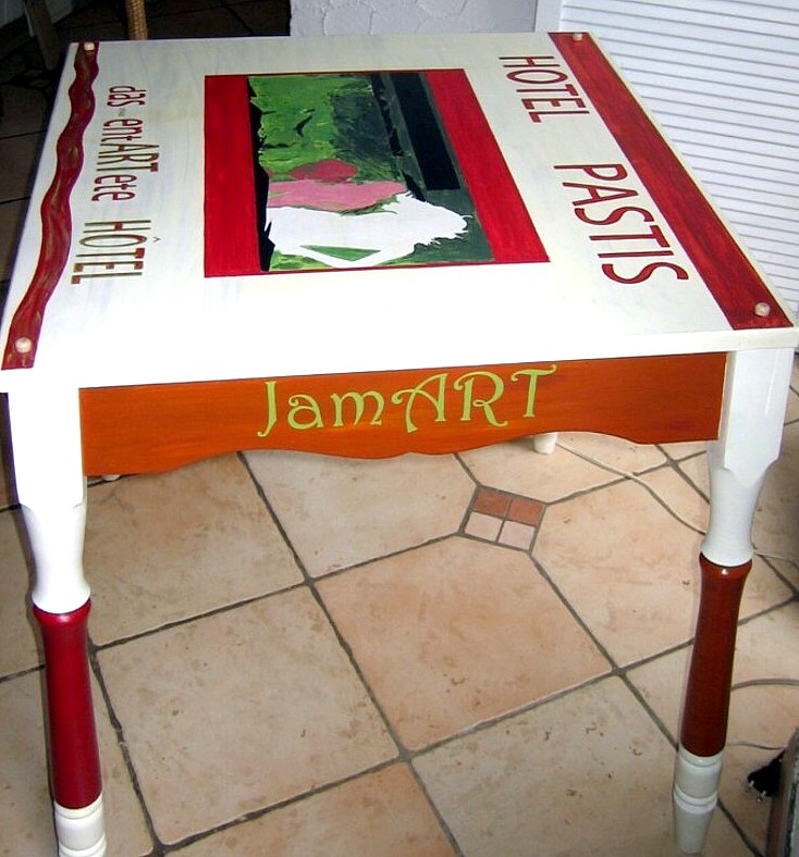 Logo art design Tisch für Hotel Pastis JamArt